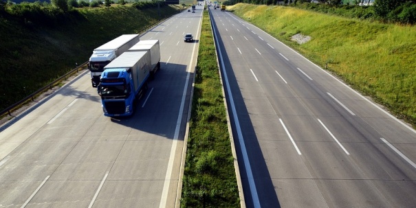 Kosma Złotowski: Nowe normy emisji dla samochodów ciężarowych i pojazdów dostawczych to koszt, który może być zabójczy dla małych i średnich firm